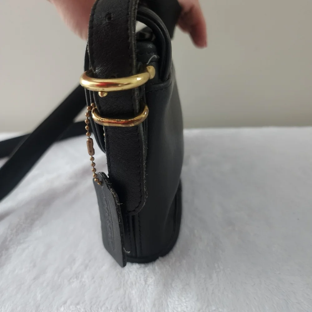 Vintage leather Coach *9801 - Picture 10 of 11